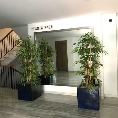 Coral Apartment *